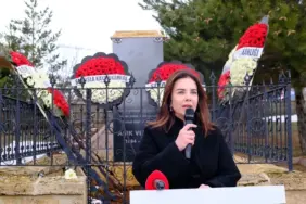 Aşık Veysel 53. yılında anıldı