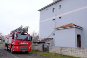 Şarkışla'da Soba Yangını: 2 Kişi Hastaneye Kaldırıldı