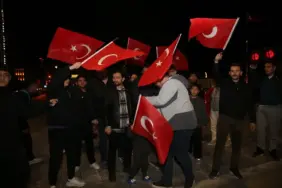 A Milli Takım'ın Zaferi Coşkuyla Kutlandı