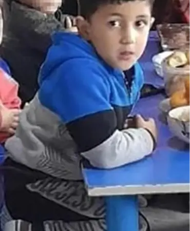 Sivas'ta Traktöre Düşen Çocuk Hayatını Kaybetti