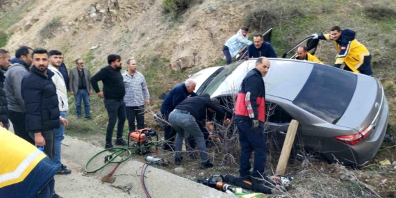 Suşehri’nde Trafik Kazası: 3 Yaralı