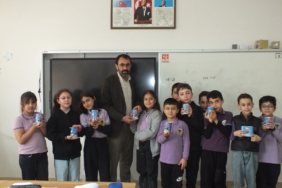 Öğrencilerden Yetimlere Destek