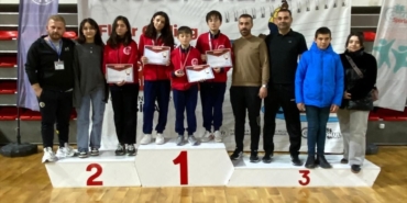 Başçiftlik Ortaokulu Curling Turnuvasında Başarı Elde Etti